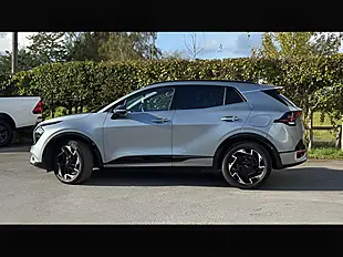 Used 2023 Kia Sportage GT-Line Silver - Interior and Exterior details 9