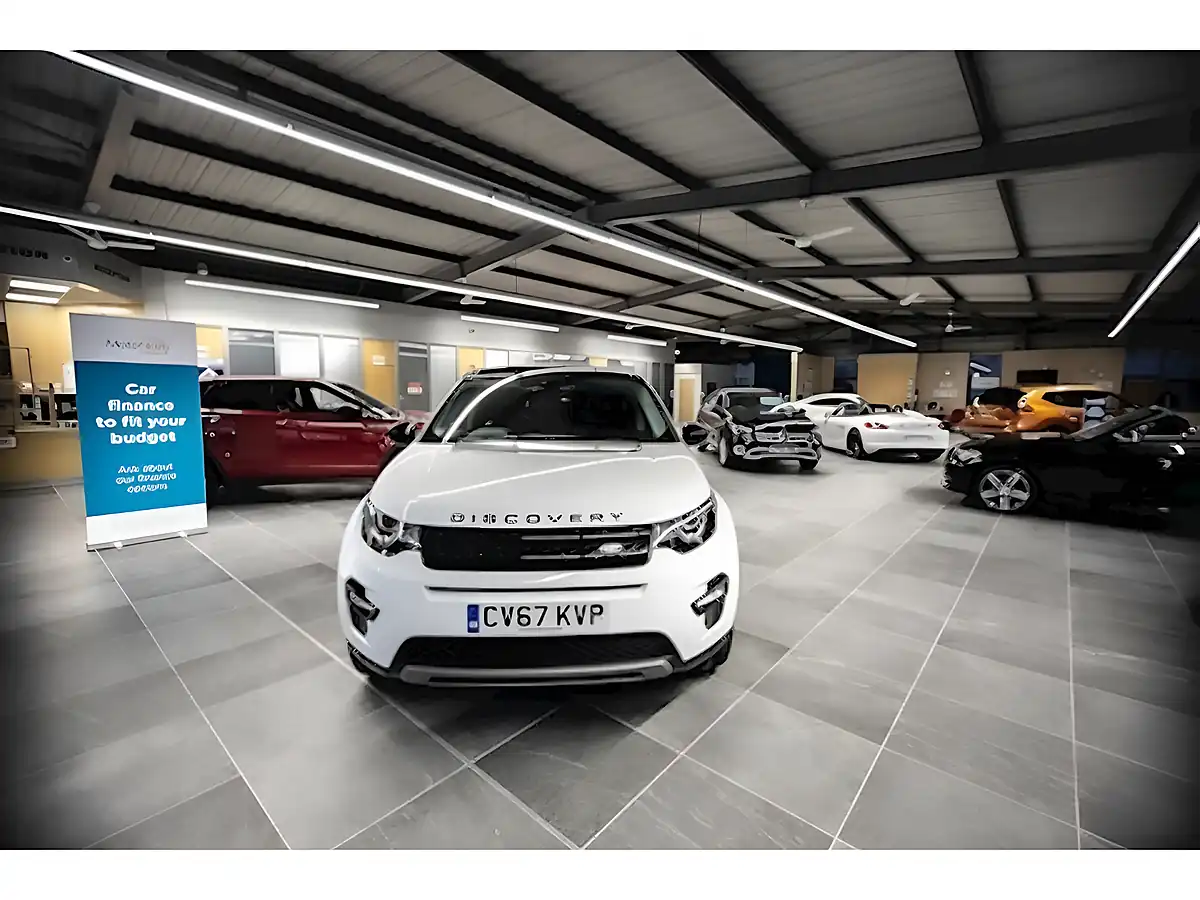 Used 2023 Kia Stonic 2 Grey - Interior and Exterior details 20
