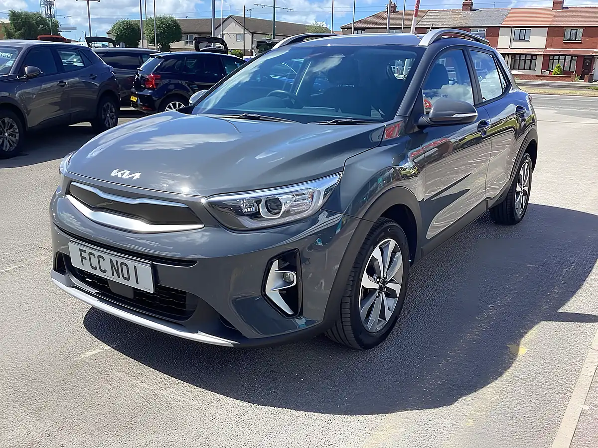 Used 2023 Kia Stonic 2 Grey - Interior and Exterior details 3