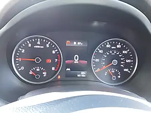 Used 2023 Kia Stonic 2 Grey - Interior and Exterior details 8