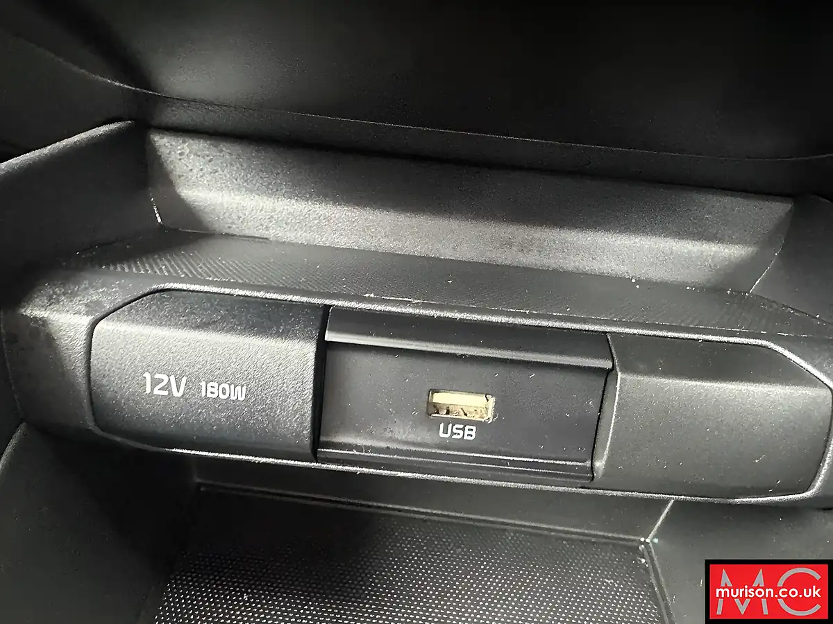 Used 2023 Kia Stonic 2 Grey - Interior and Exterior details 18