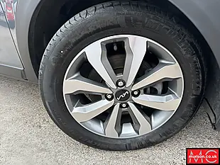Used 2023 Kia Stonic 2 Grey - Interior and Exterior details 2