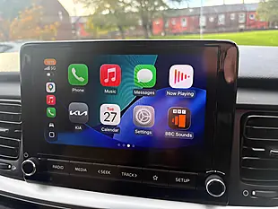 Used 2023 Kia Stonic 2 Red - Interior and Exterior details 15