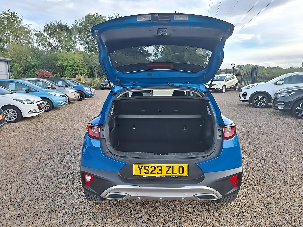 Used 2023 Kia Stonic GT-Line Blue - Interior and Exterior details 13