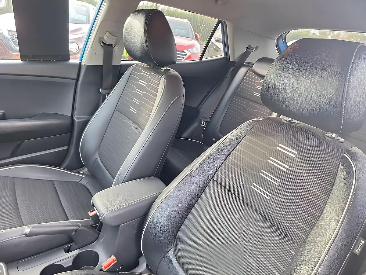 Used 2023 Kia Stonic GT-Line Blue - Interior and Exterior details 4