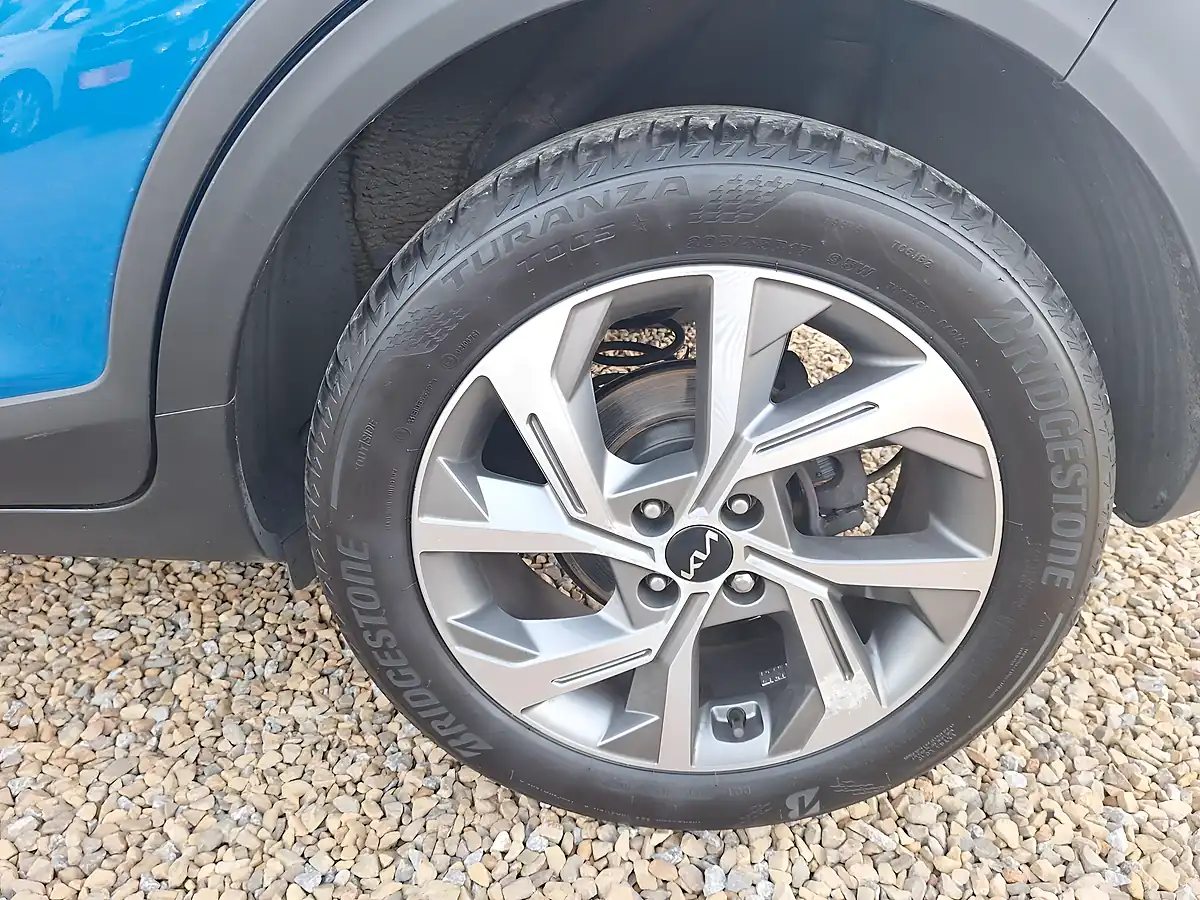 Used 2023 Kia Stonic GT-Line Blue - Interior and Exterior details 9