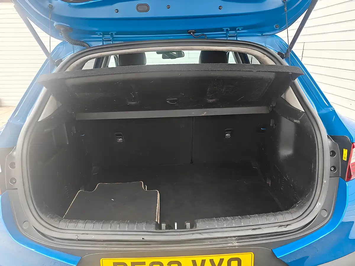 Used 2023 Kia Stonic GT-Line S Blue - Interior and Exterior details 14