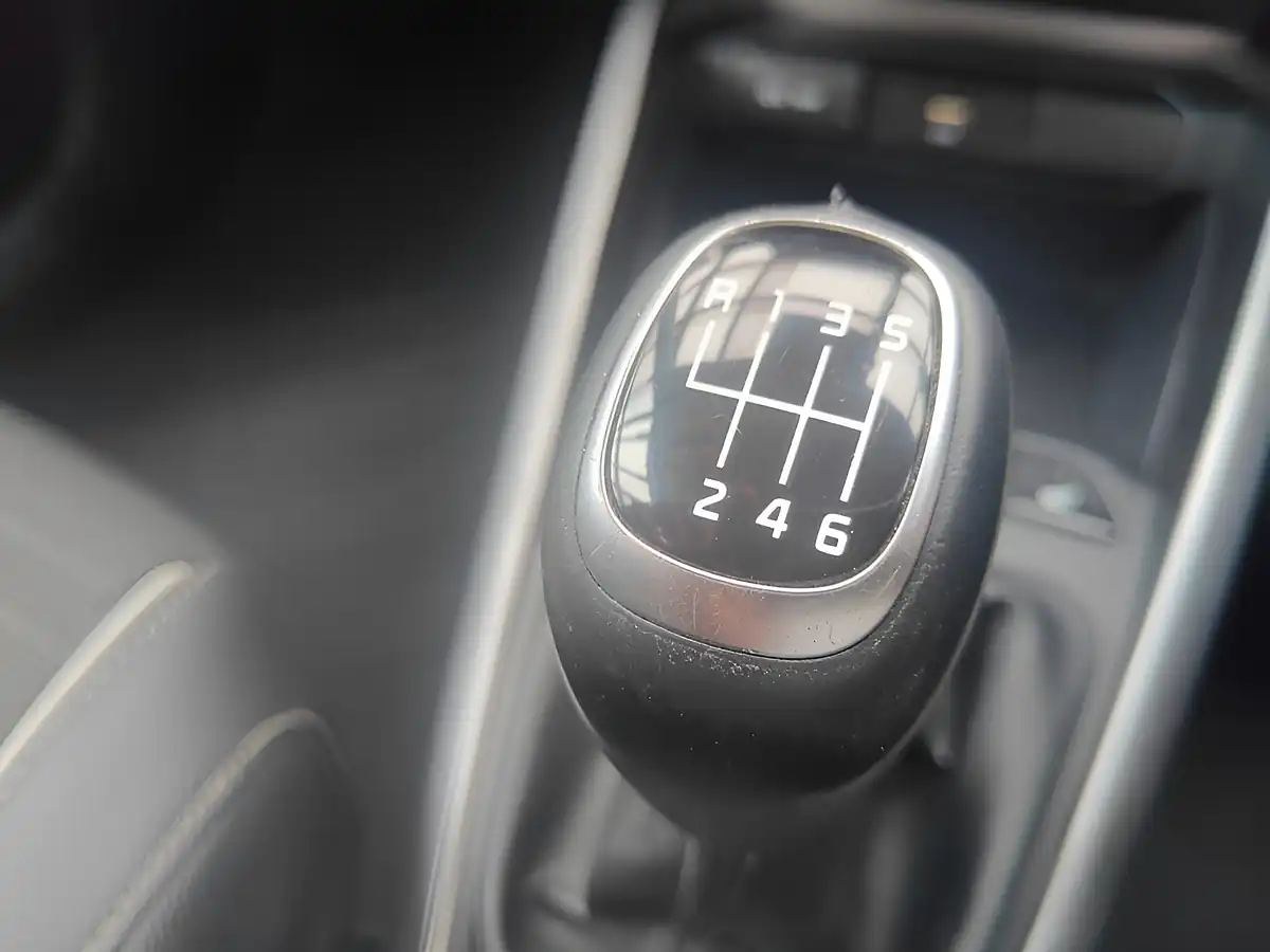 Used 2023 Kia Stonic GT-Line S Blue - Interior and Exterior details 19
