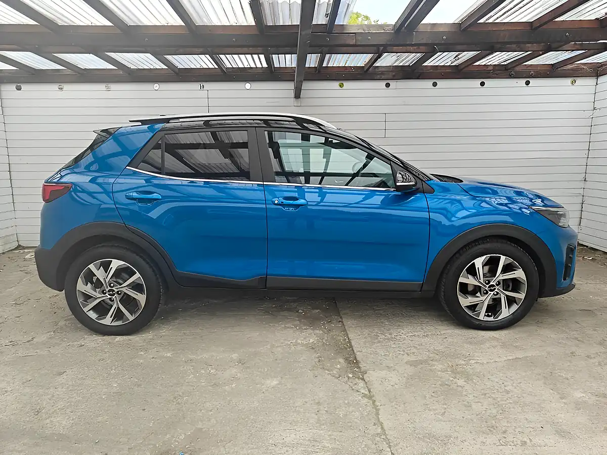 Used 2023 Kia Stonic GT-Line S Blue - Interior and Exterior details 2