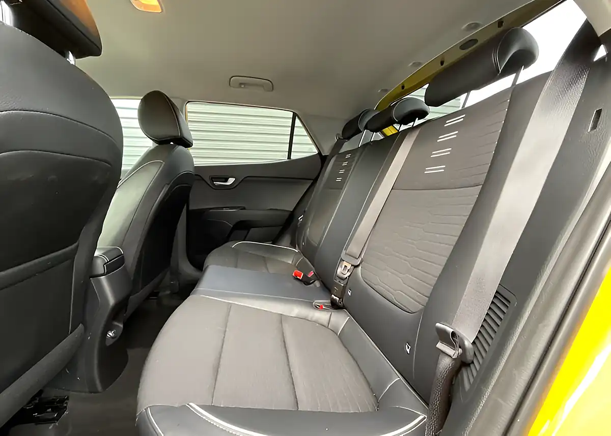 Used 2023 Kia Stonic GT-Line S Yellow - Interior and Exterior details 11