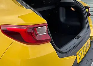 Used 2023 Kia Stonic GT-Line S Yellow - Interior and Exterior details 17