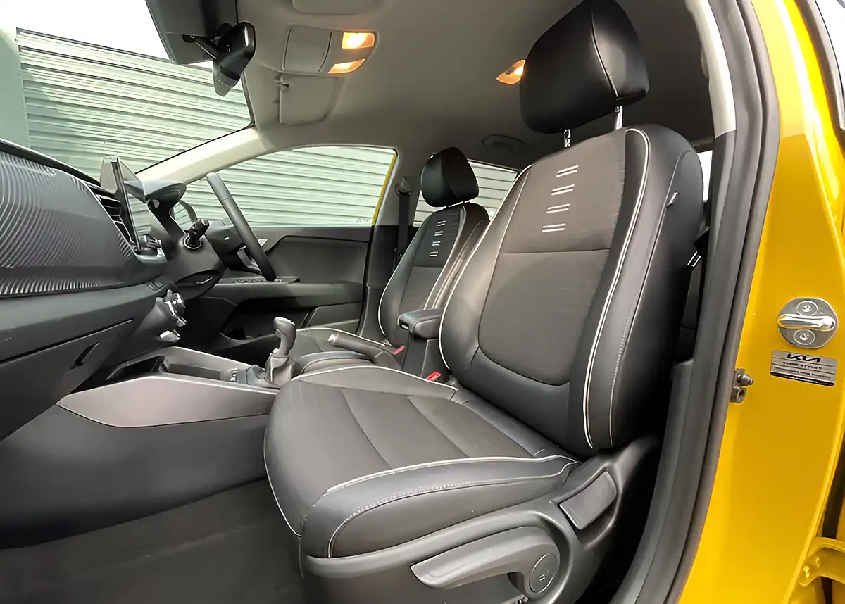 Used 2023 Kia Stonic GT-Line S Yellow - Interior and Exterior details 4
