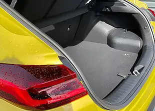 Used 2023 Kia Xceed 3 Dct Yellow - Interior and Exterior details 13