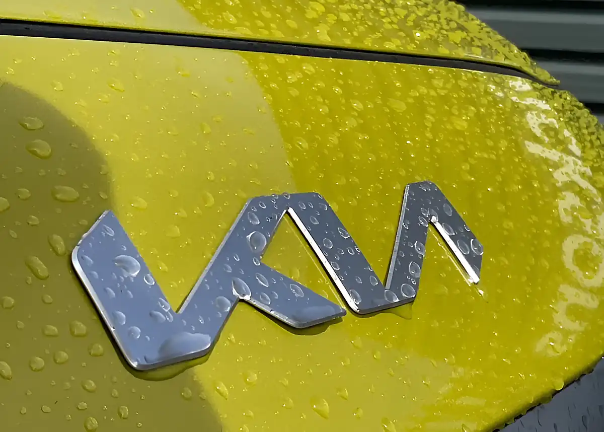 Used 2023 Kia Xceed 3 Yellow - Interior and Exterior details 4