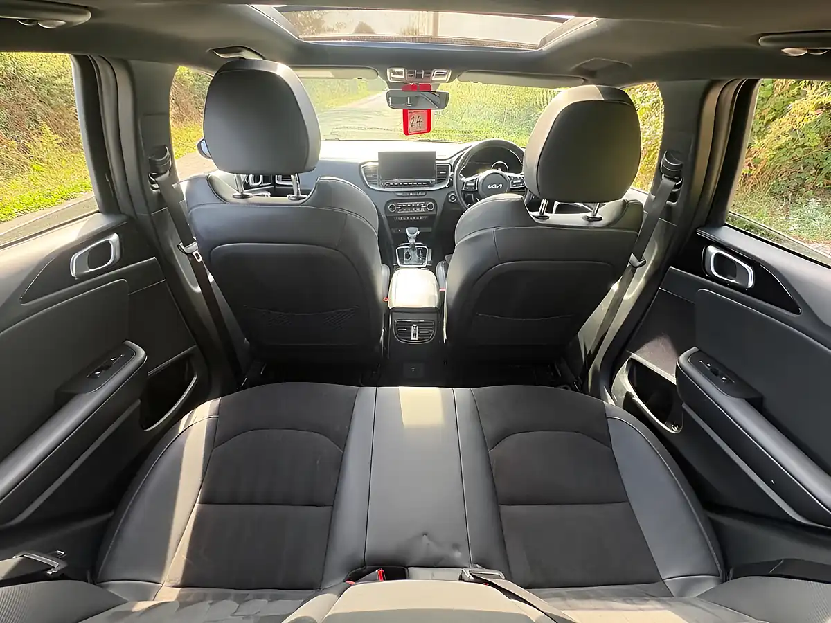 Used 2023 Kia Xceed GT-Line S Black - Interior and Exterior details 15