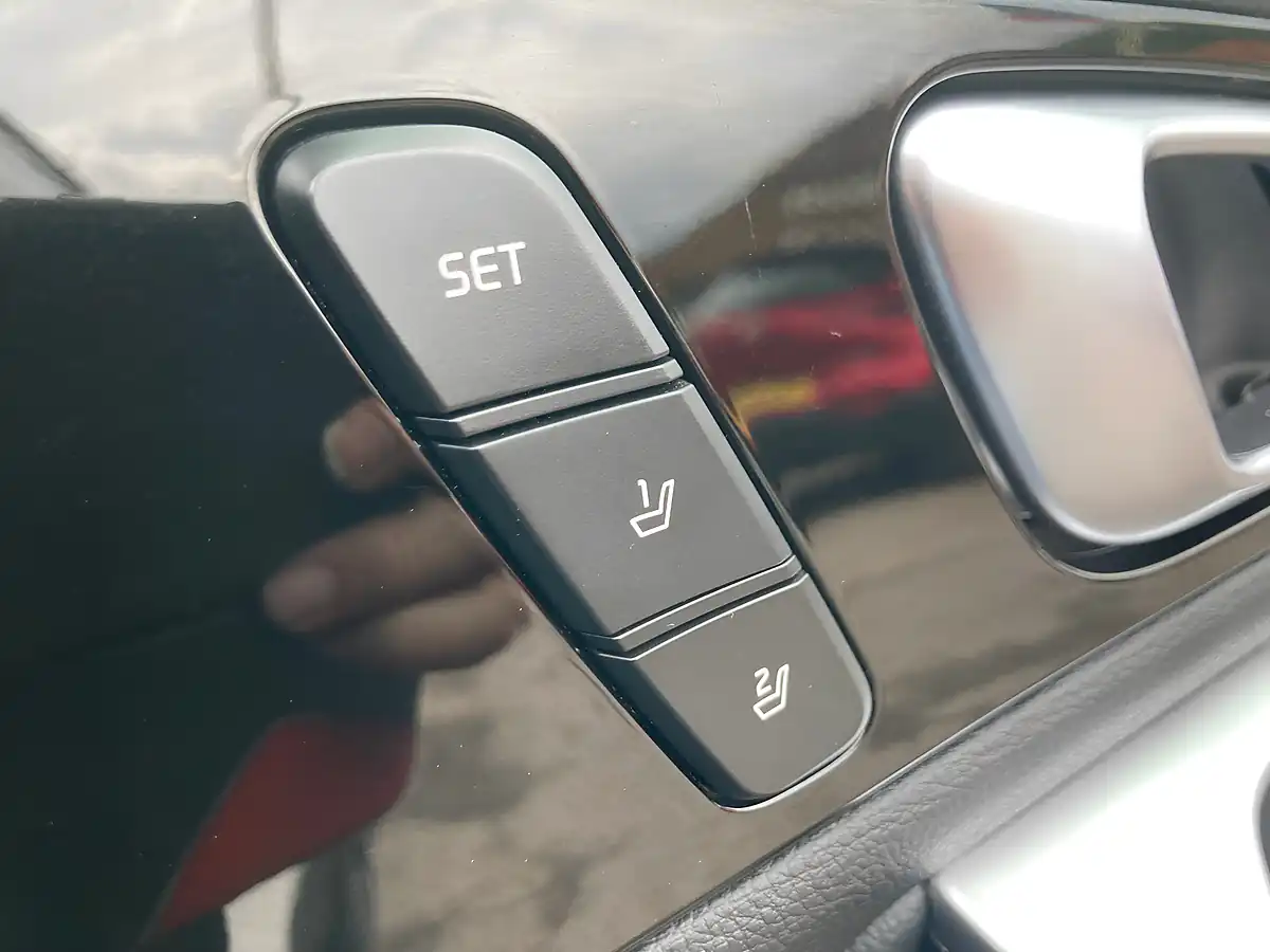 Used 2023 Kia Xceed GT-Line S White - Interior and Exterior details 14