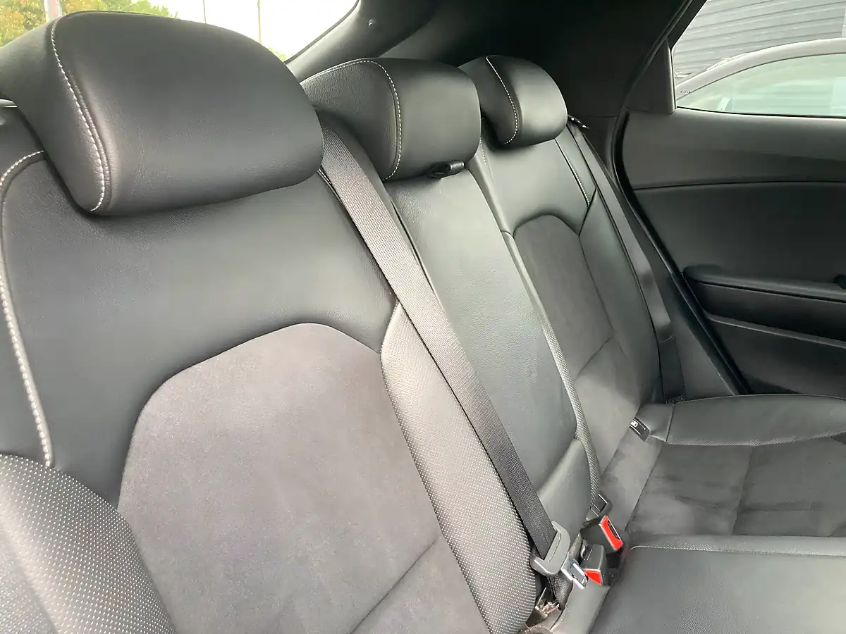 Used 2023 Kia Xceed GT-Line S White - Interior and Exterior details 20