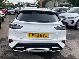 Used 2023 Kia Xceed GT-Line S White - Interior and Exterior details 7