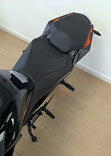 Used 2023 Ktm 125 Duke Black - Interior and Exterior details 18