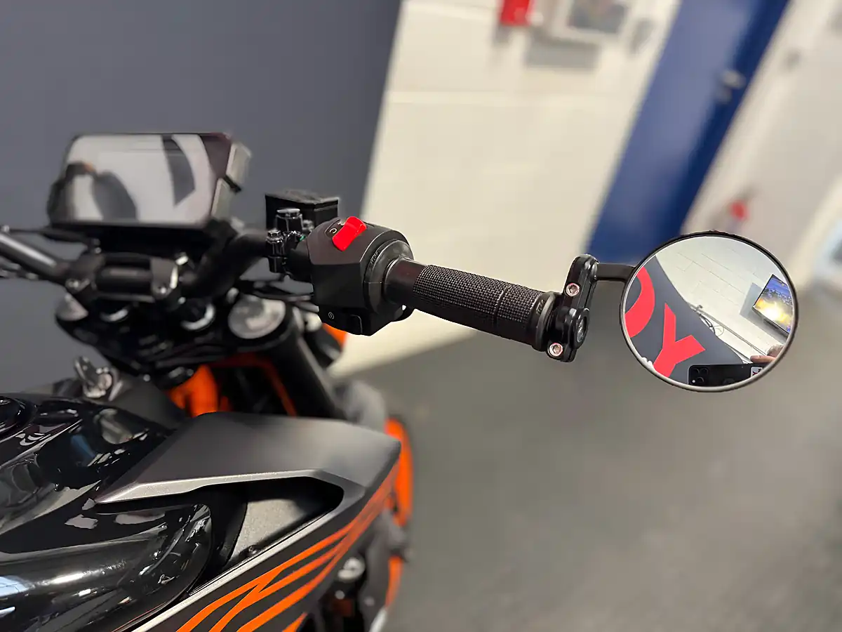 Used 2023 Ktm 125 Duke - Interior and Exterior details 11