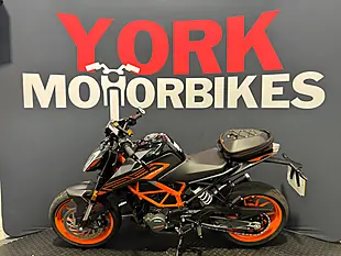 Used 2023 Ktm 125 Duke - Interior and Exterior details 2