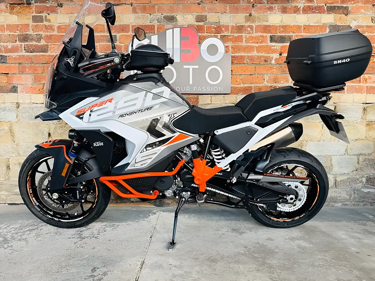 Used 2023 Ktm 1290 Super Adventure S Tech Pack Grey - Interior and Exterior details 11