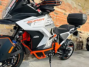 Used 2023 Ktm 1290 Super Adventure S Tech Pack Grey - Interior and Exterior details 15