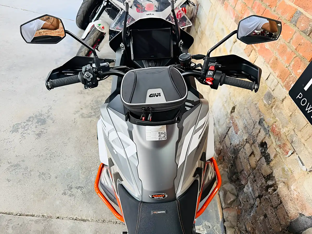 Used 2023 Ktm 1290 Super Adventure S Tech Pack Grey - Interior and Exterior details 20