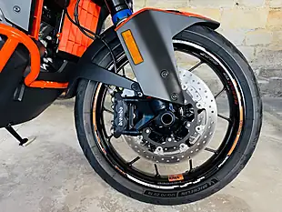 Used 2023 Ktm 1290 Super Adventure S Tech Pack Grey - Interior and Exterior details 5