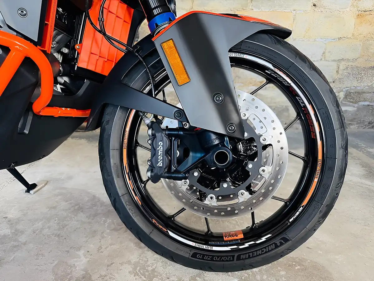 Used 2023 Ktm 1290 Super Adventure S Tech Pack Grey - Interior and Exterior details 5