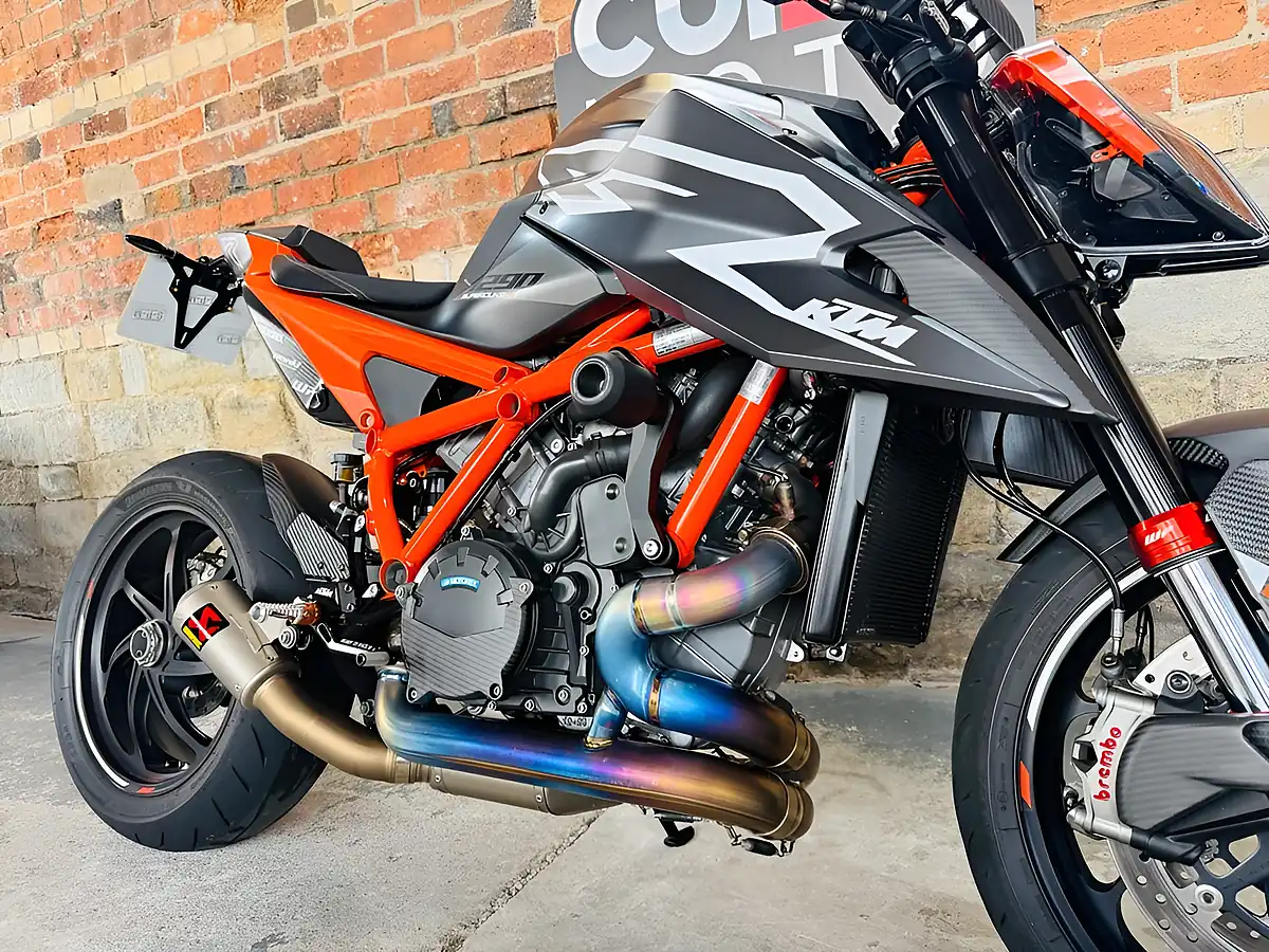 Used 2023 Ktm 1290 Super Duke Rr Special Edition Black - Interior and Exterior details 6