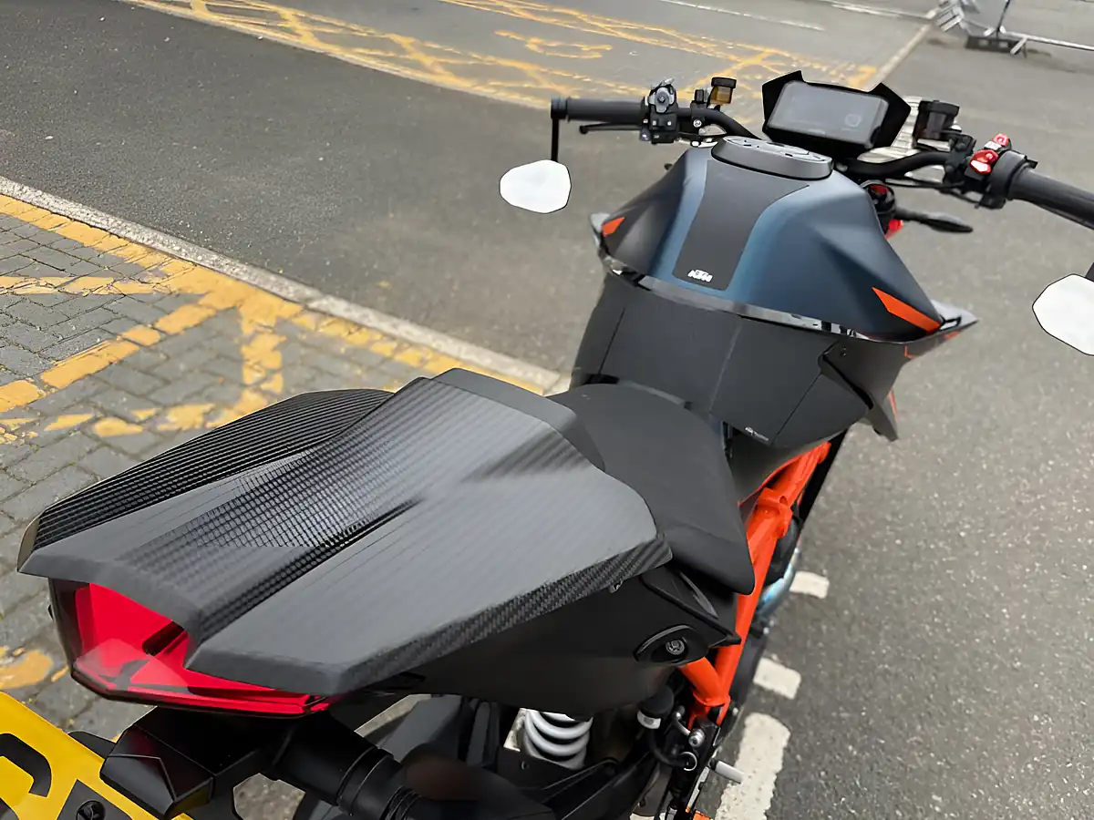 Used 2023 Ktm 1290 Superduke R Black - Interior and Exterior details 11