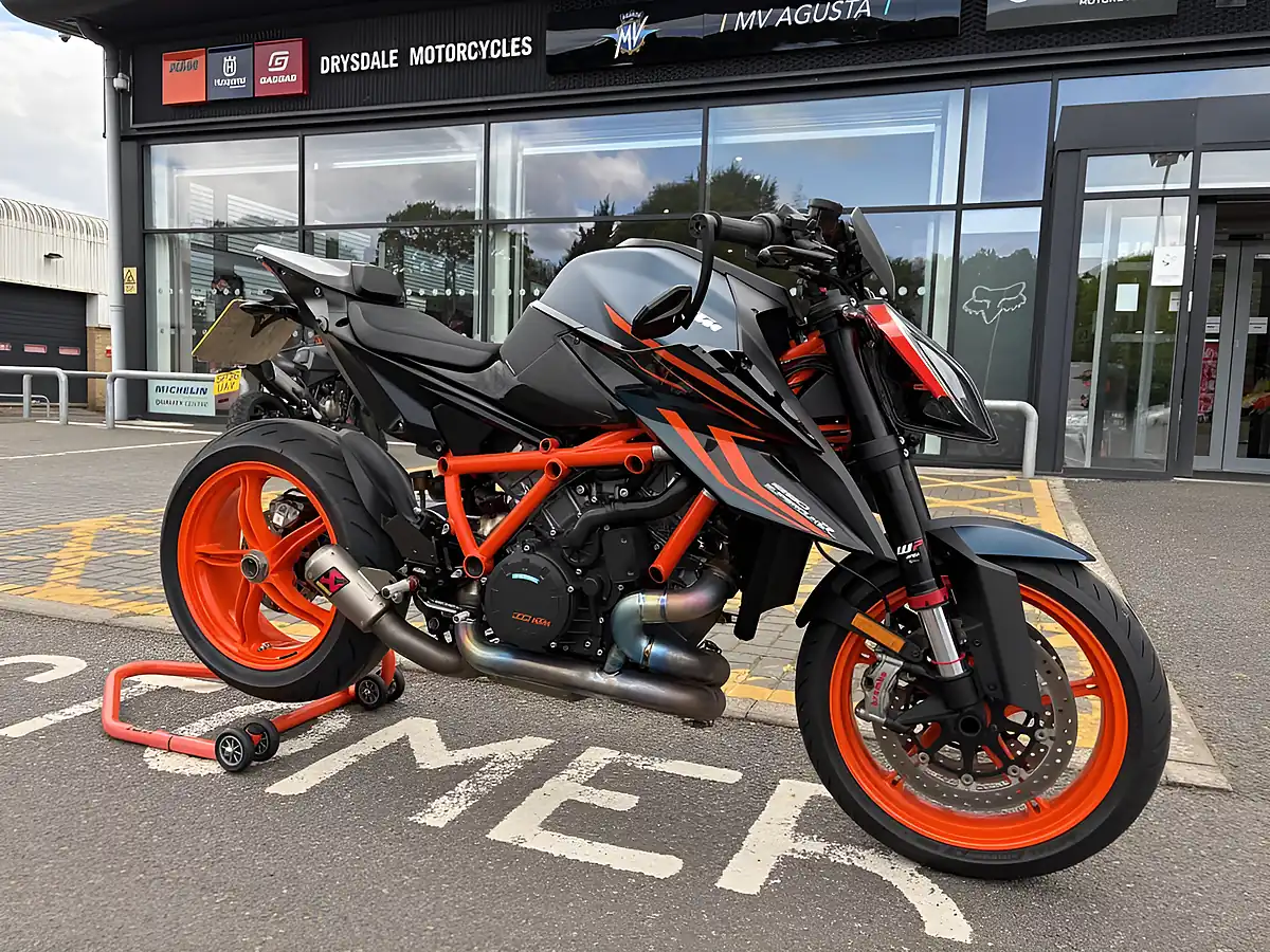 Used 2023 Ktm 1290 Superduke R Black - Interior and Exterior details 3