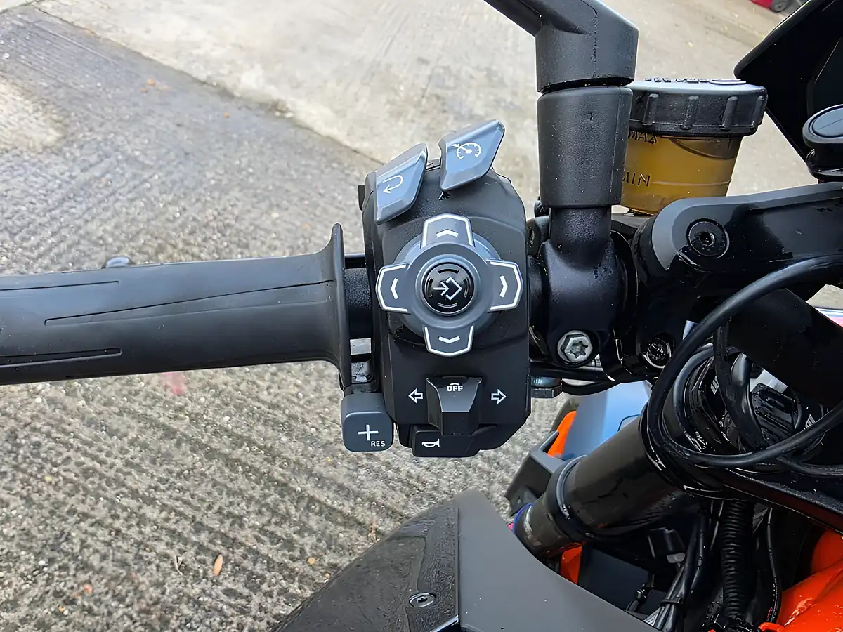Used 2023 Ktm 1290 Superduke R Evo R Evo Blue/Orange - Interior and Exterior details 14