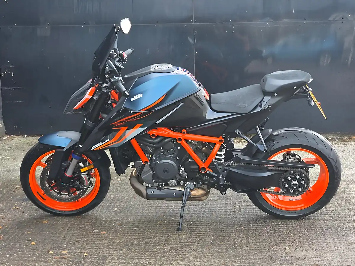Used 2023 Ktm 1290 Superduke R Evo R Evo Blue/Orange - Interior and Exterior details 6