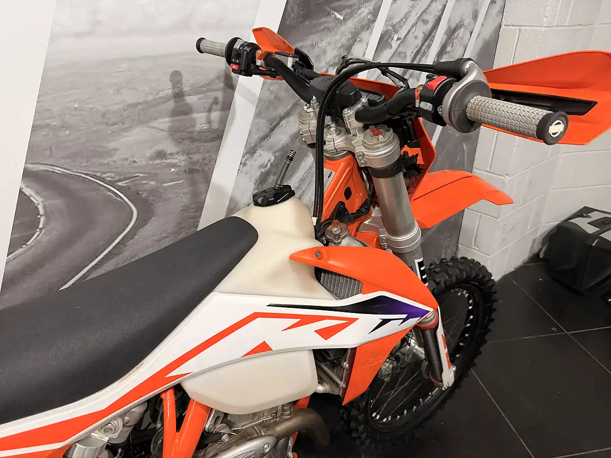Used 2023 Ktm 350 Exc-F Orange - Interior and Exterior details 4