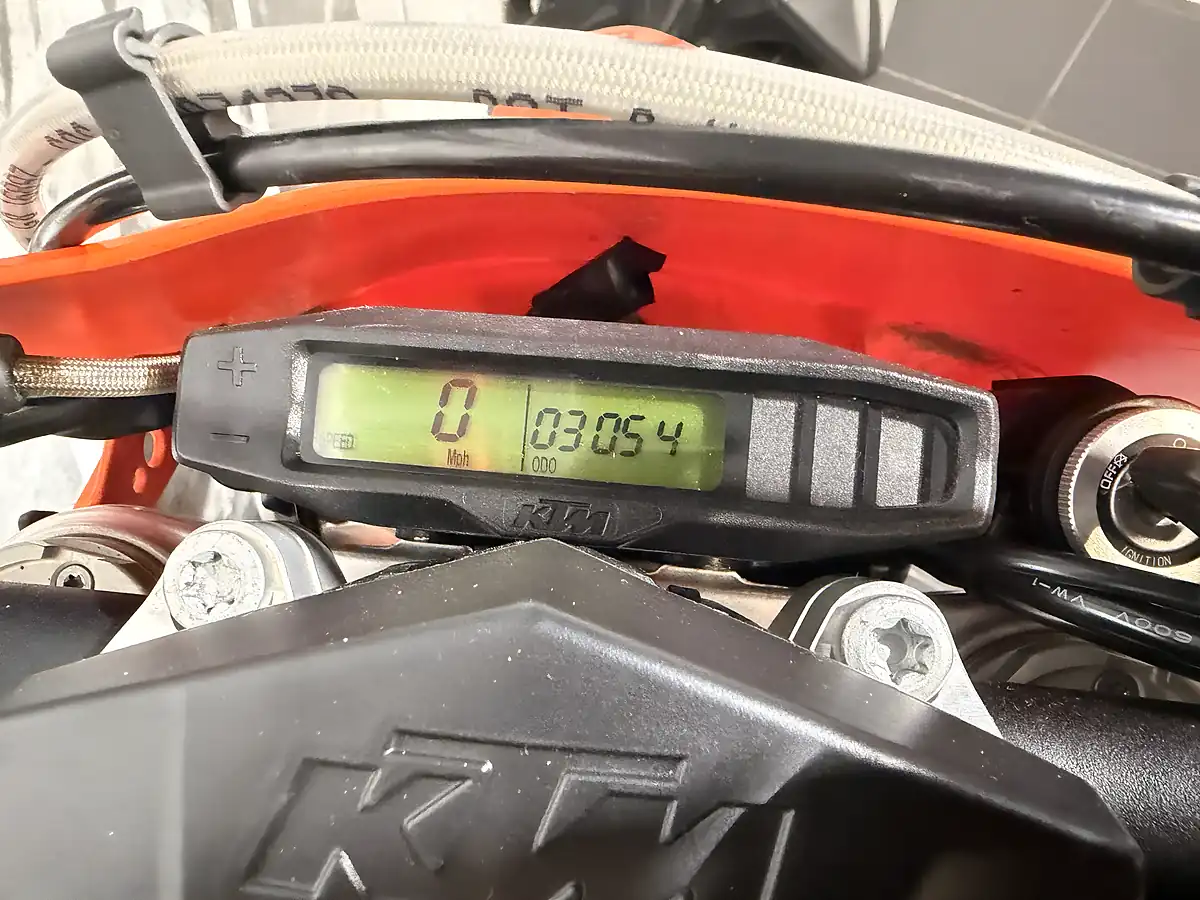 Used 2023 Ktm 350 Exc-F Orange - Interior and Exterior details 5