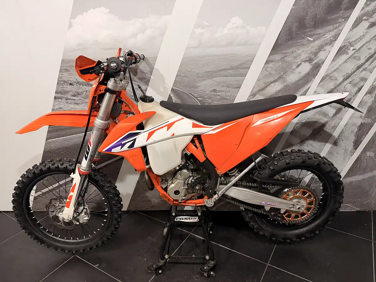Used 2023 Ktm 350 Exc-F Orange - Interior and Exterior details 7