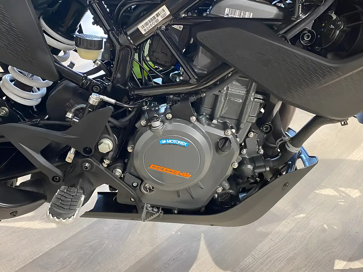 Used 2023 Ktm 390 Adventure - Interior and Exterior details 8