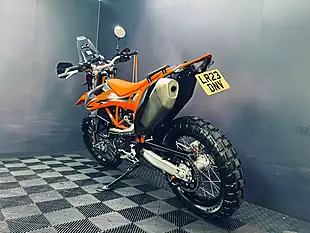 Used 2023 Ktm 690 Enduro R Orange - Interior and Exterior details 14