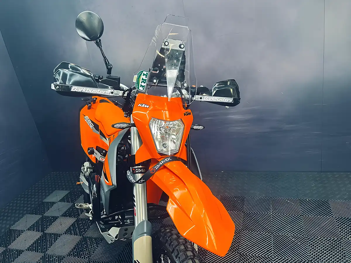 Used 2023 Ktm 690 Enduro R Orange - Interior and Exterior details 8