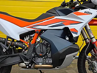 Used 2023 Ktm 890 Adventure Orange - Interior and Exterior details 10