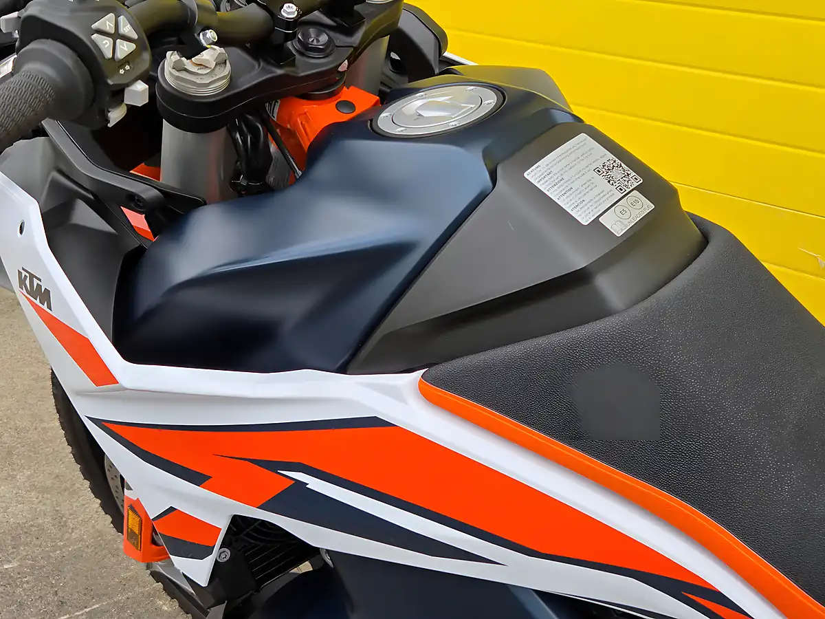 Used 2023 Ktm 890 Adventure Orange - Interior and Exterior details 19