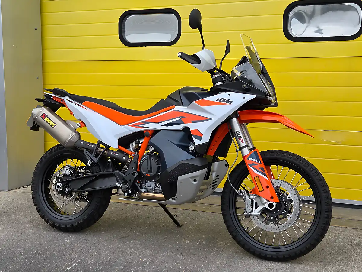 Used 2023 Ktm 890 Adventure Orange - Interior and Exterior details 3