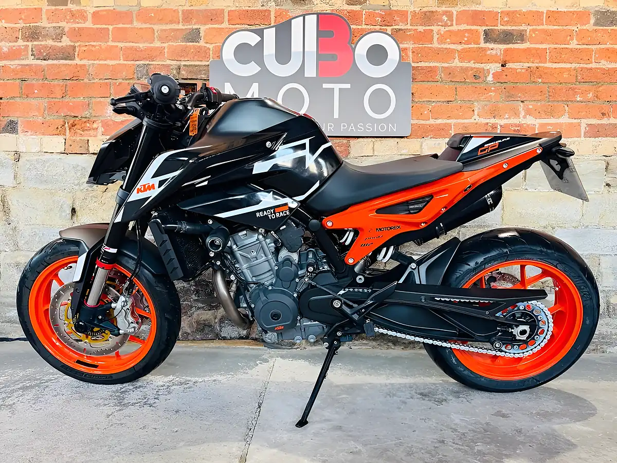 Used 2023 Ktm 890 Duke Gp Black - Interior and Exterior details 11