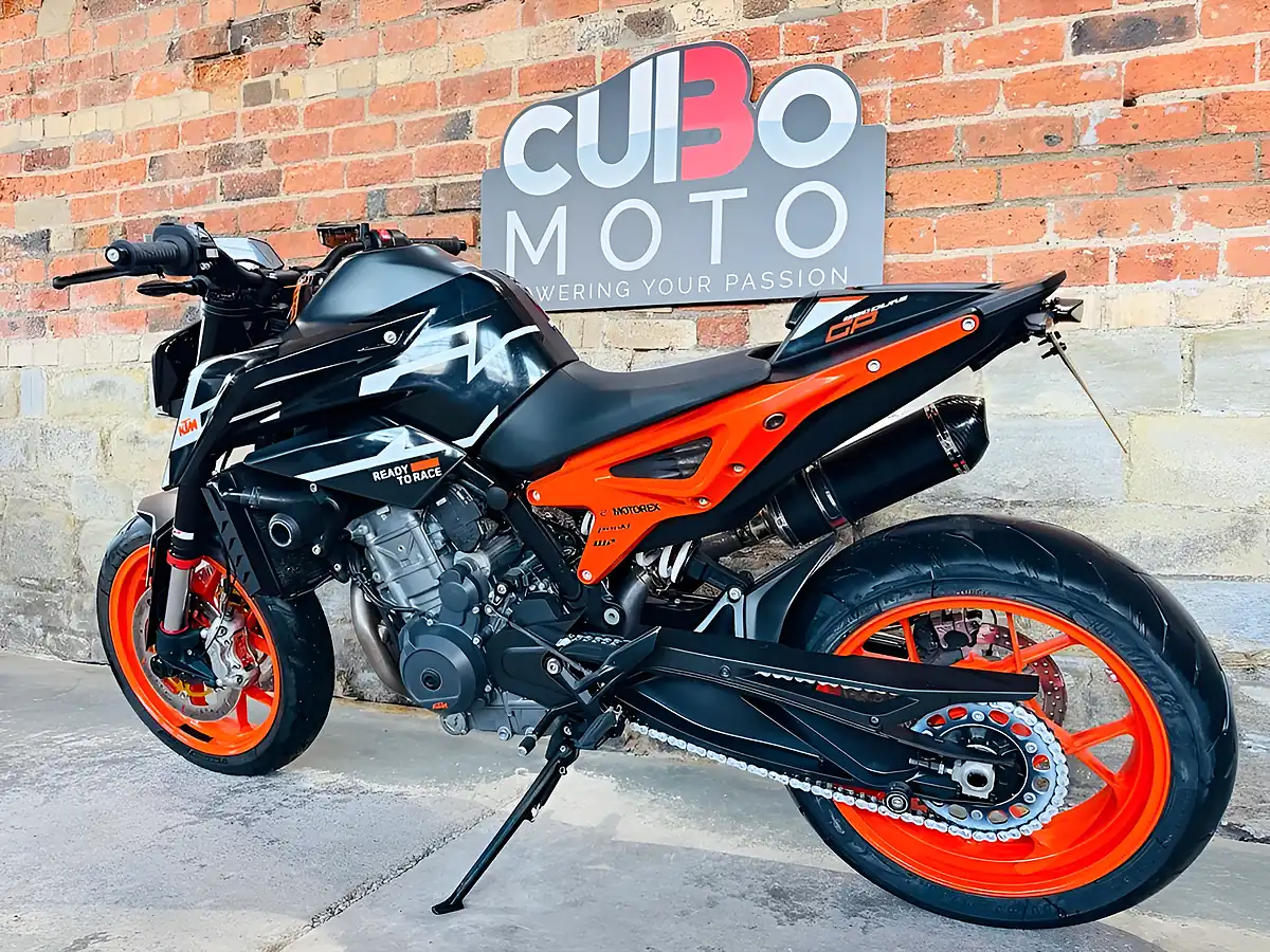 Used 2023 Ktm 890 Duke Gp Black - Interior and Exterior details 13