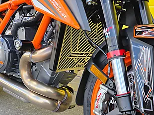 Used 2023 Ktm Duke Super Duke R Orange - Interior and Exterior details 10
