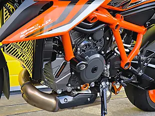 Used 2023 Ktm Duke Super Duke R Orange - Interior and Exterior details 19