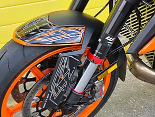 Used 2023 Ktm Duke Super Duke R Orange - Interior and Exterior details 20