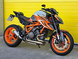 Used 2023 Ktm Duke Super Duke R Orange - Interior and Exterior details 3
